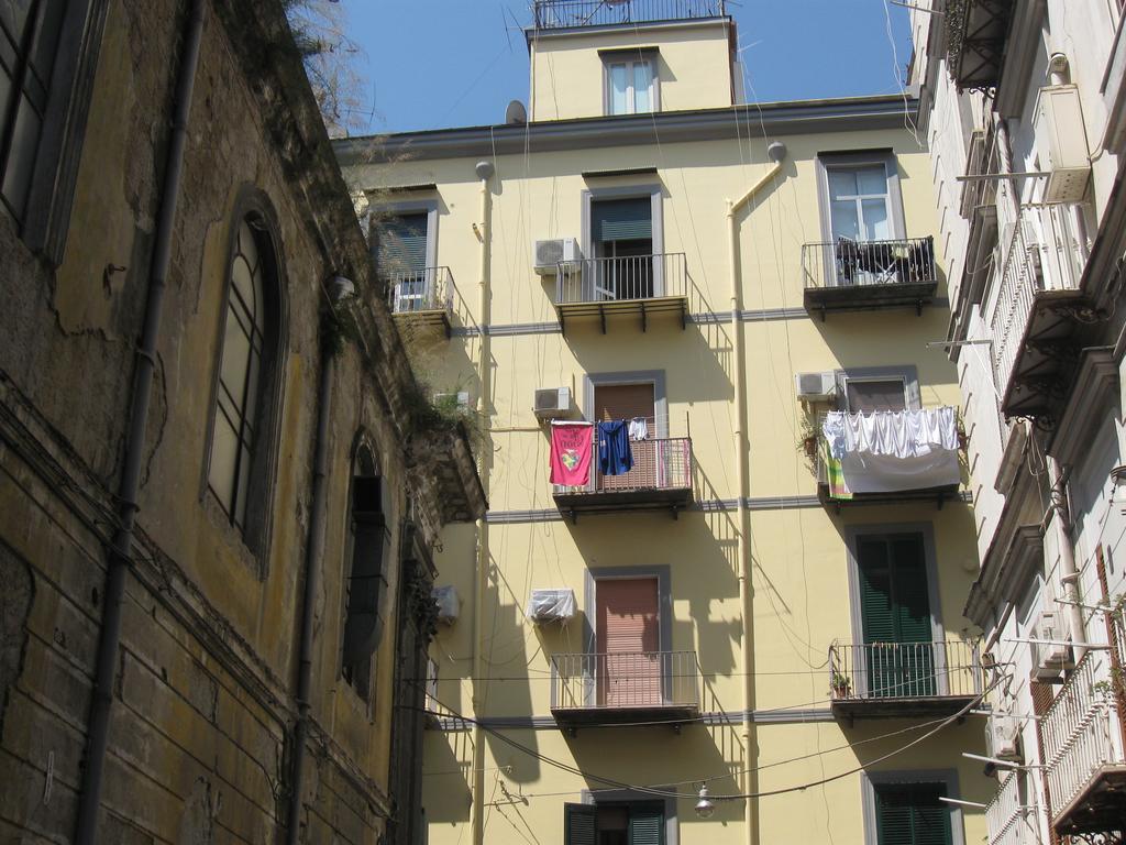 La Fontana Di Rua Catalana Apartman Nápoly Kültér fotó
